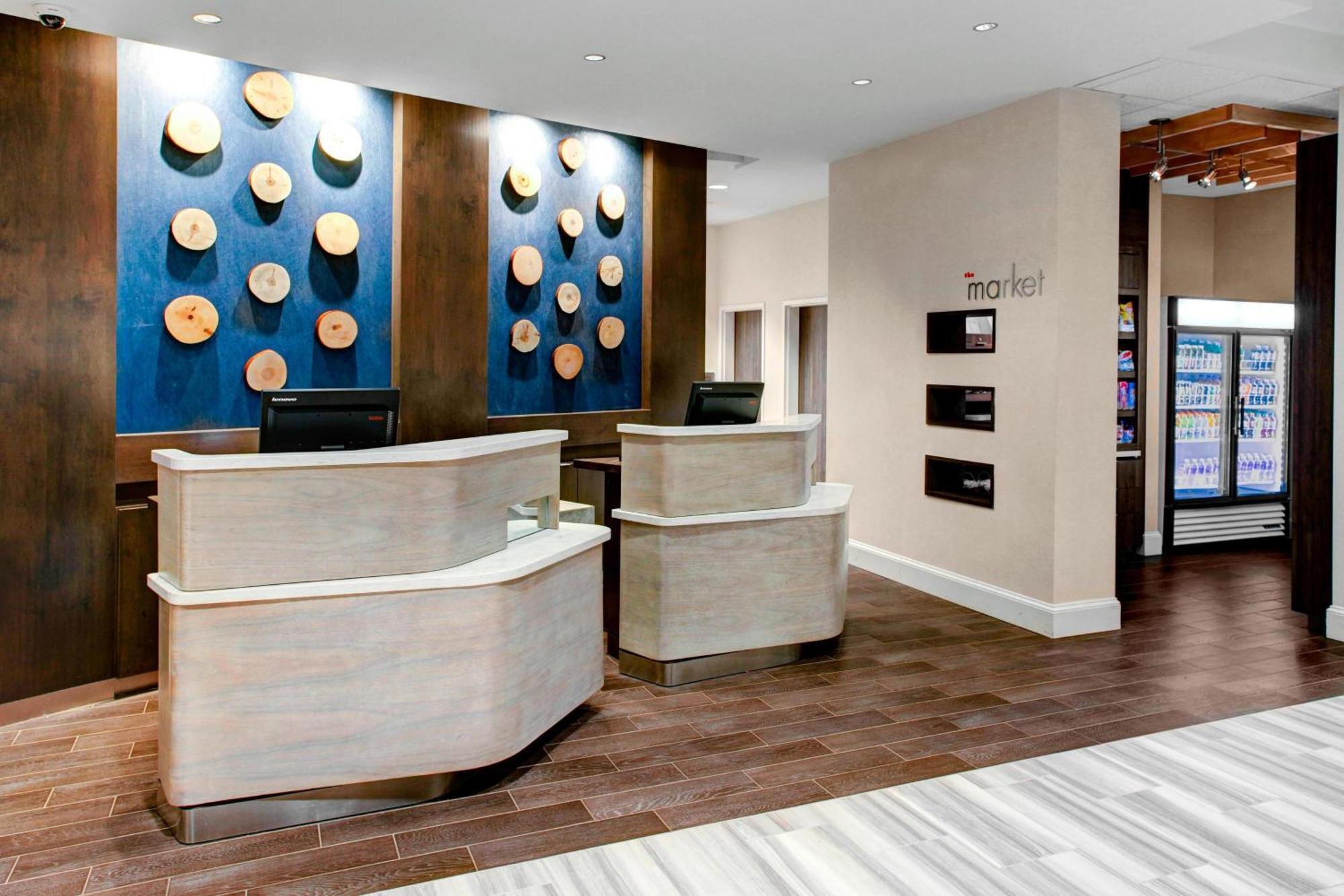 Courtyard By Marriott Carrollton Hotel Exterior foto