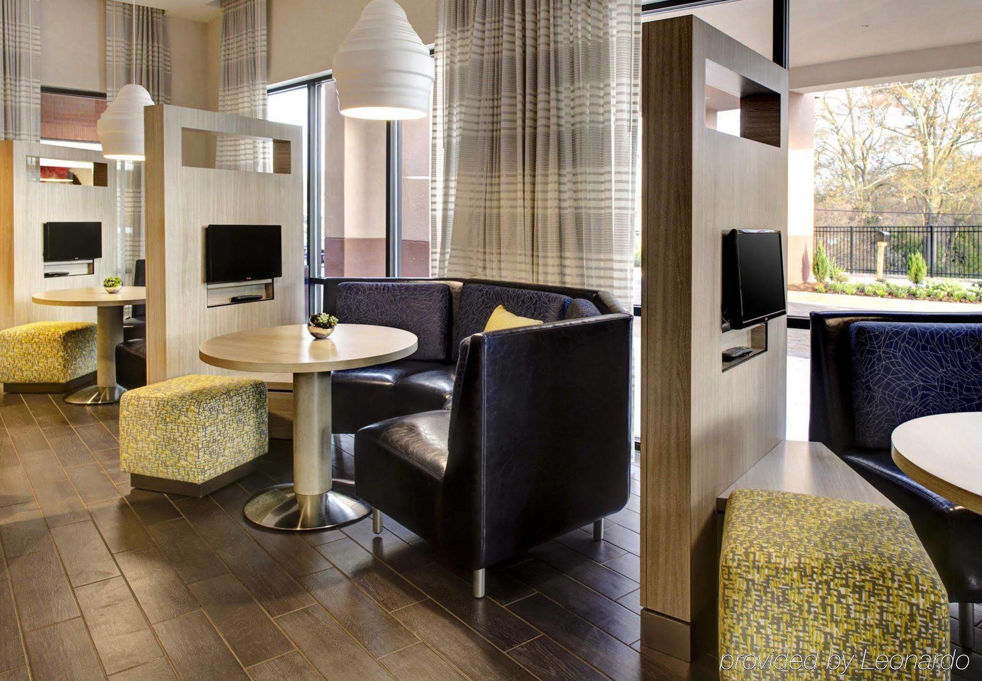 Courtyard By Marriott Carrollton Hotel Exterior foto